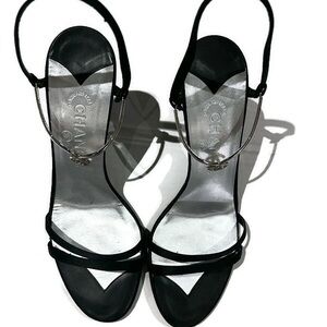 NWOT CHANEL Black Stiletto Heels with V-Cut Design
